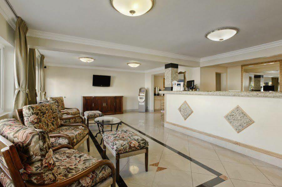 Super 8 By Wyndham Las Vegas North Strip/Fremont St. Area Exteriör bild